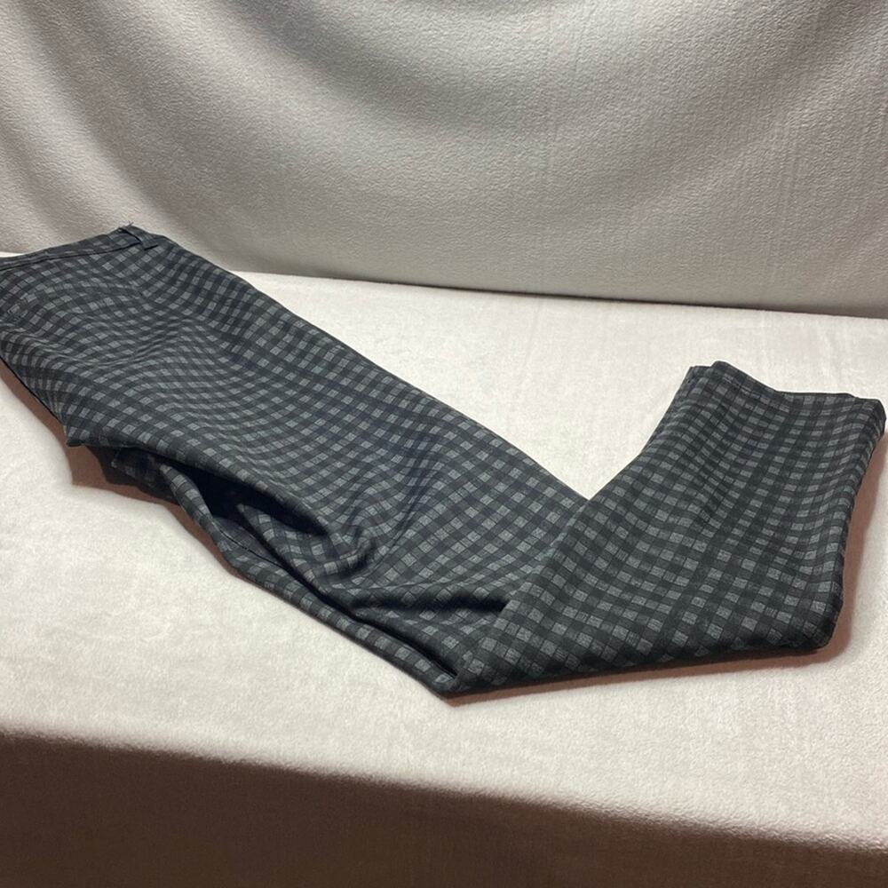 Kut from the Kloth black and gray plaid printed skinny trousers size 4